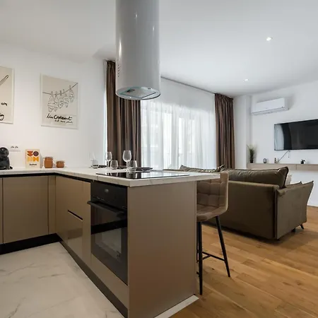 Apartamento Luxury 1br Entire Fast Wifi In One Cotroceni