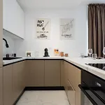 Luxury 1br Entire Fast Wifi In One Cotroceni Bukurešť