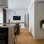 アパート Luxury 1br Entire Fast Wifi In One Cotroceni ブカレスト