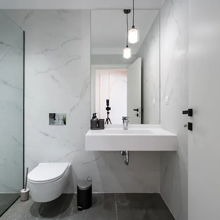 Luxury 1br Entire Fast Wifi In One Cotroceni Апартаменты Бухарест