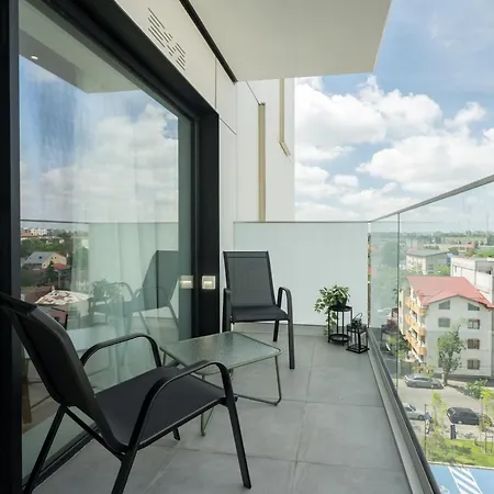 Luxury 1br Entire Fast Wifi In One Cotroceni Бухарест