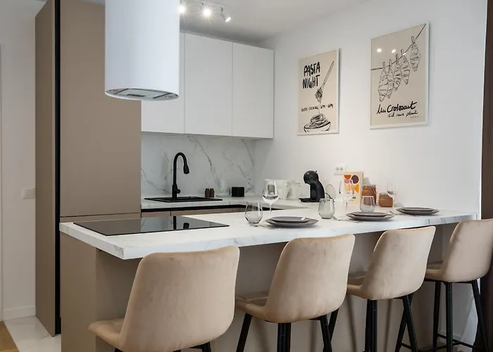 Luxury 1br Entire Fast Wifi In One Cotroceni * Bukareszt