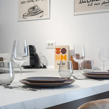 Апартаменти Luxury 1br Entire Fast Wifi In One Cotroceni