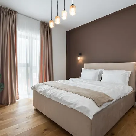 Апартаменти Luxury 1br Entire Fast Wifi In One Cotroceni Бухарест