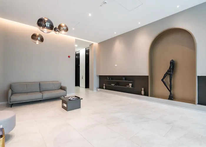 Luxury 1br Entire Fast Wifi In One Cotroceni Apartament *